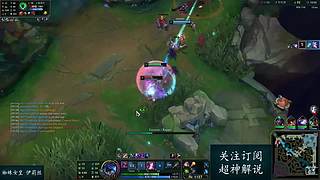 站在峡谷之巅的男人