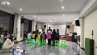 谁家小居跑出来了