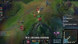 站在峡谷之巅的男人