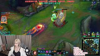 兄弟们！我女装好看吗？