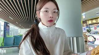 天道酬勤小哈尼