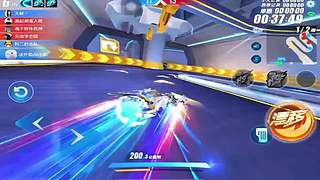 凌晨赛道单挑路人王