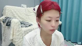 晚婉白白白的直播间