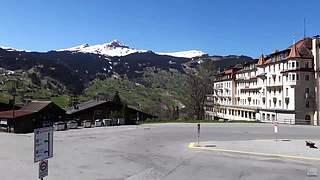 芊艺世界之旅直播间 12804900