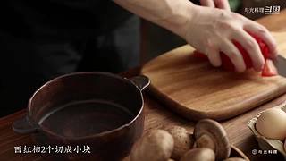 与光料理的直播间