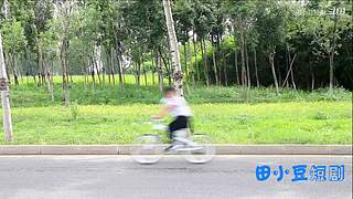 田小豆搞笑短视频直播间