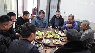 华子的超赞手抓牛排，来看看！