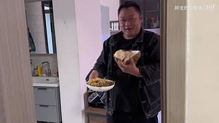 全网最嚣张吃法 隔着屏幕流口水