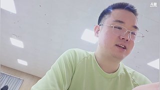 下午两点左右户外