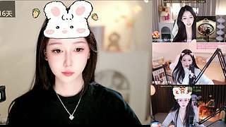 一只白是我斗鱼最好的闺蜜