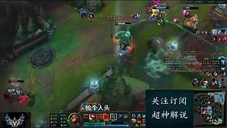 站正在峡谷之巅的男人