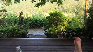 下午两点左右户外