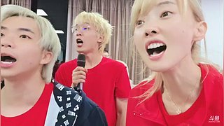 喜欢水水【南波家族】的直播间