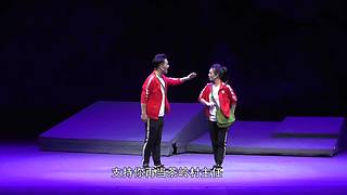 欣赏戏曲的房间