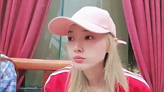 喜欢水水【南波家族】的直播间