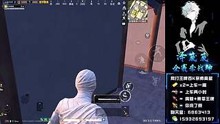 地铁唯一抓三只猫儿的男人。。