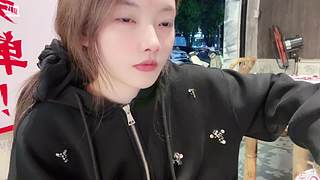 天道酬勤小哈尼