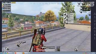 快看，那个傻瓜又来了