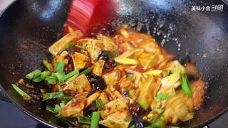美味小舍的直播间