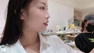 在收拾房间7点半开
