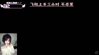 为啥不跟我玩~是我太可爱了吗