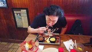 老RAY请你吃超大型烤串！