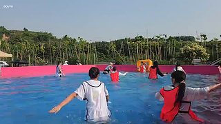 下午2点播