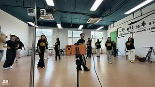 【小奶团】女团开始啦 下午4点