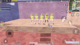 小奔奔解说的直播间