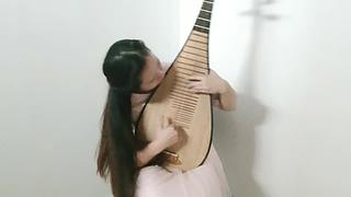北大小姐姐弹琴讲课