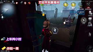 调酒师喝酒超及时