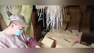 重度残疾，努力供小孩读书！