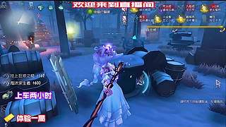 搞笑名场面：园丁拆椅被抓