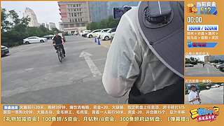 熊掌捧熊掌之徒步参加嘉年华！