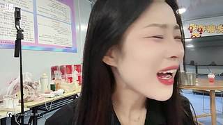 特别鸣谢你制造更快乐的我
