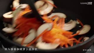 与光料理的直播间