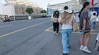 世界上有个特别幸福的人，他正在读我这句话