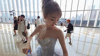 英雄联盟分区冠军喜欢水水走红毯啦！