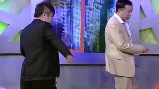 龙视爱笑会议室的直播间