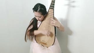 北大小姐姐弹琴讲课