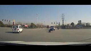 车祸集锦两行泪