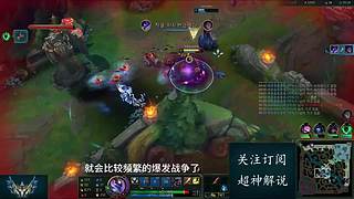 站在峡谷之巅的男人