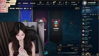 大白白：最无聊的事就是坐在电脑前面玩手机