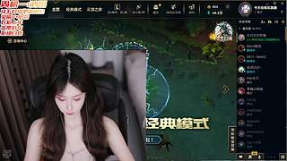 大白白：最无聊的事就是坐在电脑前面玩手机