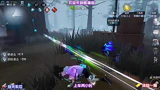 昆虫学者虫群挡刀保队友三跑