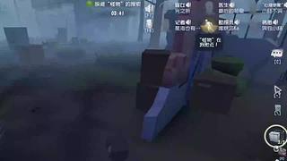 现在你比我都