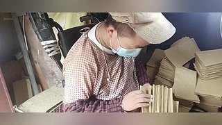 重度残疾，努力供小孩读书！