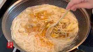 浙江遂昌美食——炒黄未馃