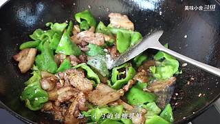 美味小舍的直播间