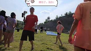 三中团播！人捧人。
